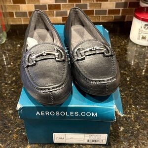 AEROSOLES Women's Classic Black Loafers